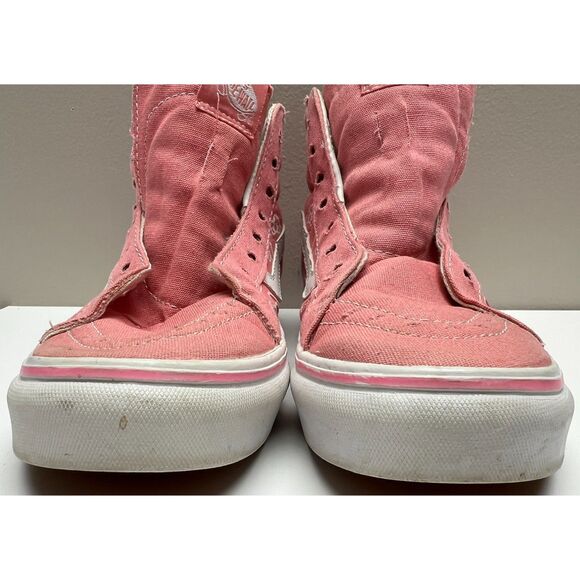 Vans "Hello Kitty" Sk8-Hi shoes. Size 7.5(W) - Picture 2 of 8